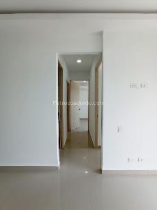 Apartamento en venta en Ciudad Pacifica, Cali · foto 2 de 18