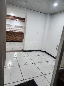 Apartamento de 1 alcoba en arriendo en Alfonso Lopez, Bogotá, 45 m² · foto 2 de 8