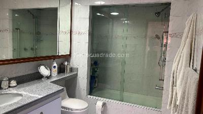 Apartamento de 3 alcobas en arriendo en Chapinero Alto Emaus, Bogotá, 150 m² · foto 13 de 17