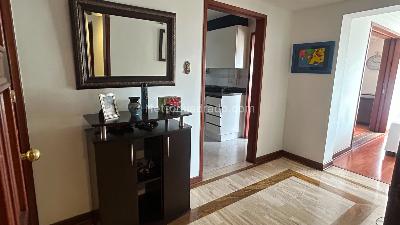 Apartamento de 3 alcobas en arriendo en Chapinero Alto Emaus, Bogotá, 150 m² · foto 2 de 17