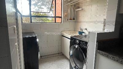 Apartamento de 3 alcobas en arriendo en Chapinero Alto Emaus, Bogotá, 150 m² · foto 7 de 17