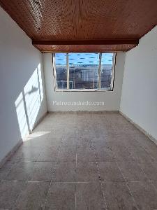 Apartamento de 5 alcobas en venta en Ciudad Kenedy, Bogotá, 108 m² · foto 4 de 13