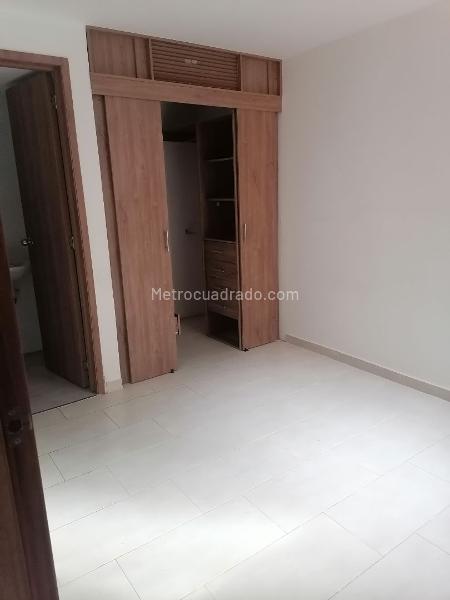 Piso – Soacha, Ciudad Verde, Comuna La Despensa - Más