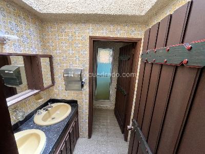 Casa en venta en Santa Barbara Central, Bogotá · foto 8 de 20
