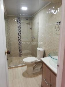 Apartamento de 3 alcobas en venta en La Cabanita, Bello, 76 m² · foto 8 de 11
