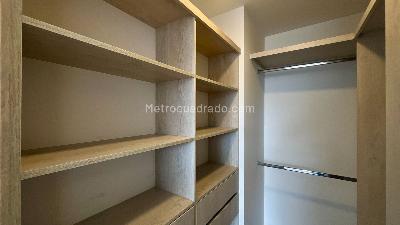 Apartamento de 2 alcobas en venta en Poblado Alto, Medellín, 81 m² · foto 13 de 19