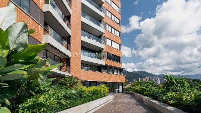 Apartamento de 2 alcobas en venta en Poblado Alto, Medellín, 81 m² · foto 14 de 19
