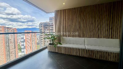 Apartamento de 2 alcobas en venta en Poblado Alto, Medellín, 81 m² · foto 2 de 19