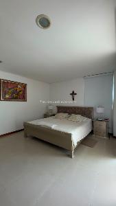 Casa de 4 alcobas en venta en Parcelaciones Pance, Cali, 420 m² · foto 8 de 18