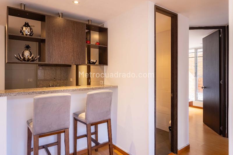 Piso – Bogotá, Santa Bárbara, Localidad Usaquén - Más