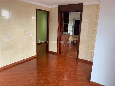Apartamento en venta en El Batan, Bogotá · foto 2 de 19