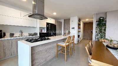 Apartamento de 3 alcobas en venta en Altos De Ciudad Jardin, Cali, 164 m² · foto 2 de 16