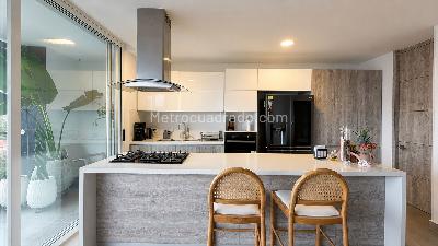 Apartamento de 3 alcobas en venta en Altos De Ciudad Jardin, Cali, 164 m² · foto 3 de 16