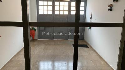 Casa en venta en Villemar, Bogotá · foto 3 de 12