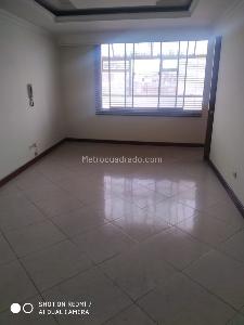 Apartamento de 4 alcobas en arriendo en La Reliquia, Bogotá, 260 m² · foto 17 de 17