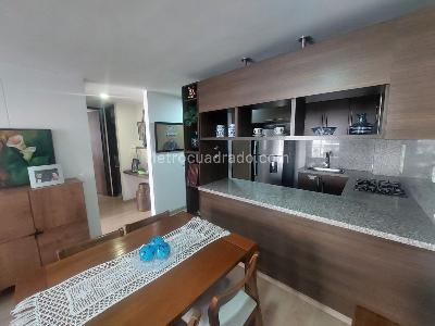 Apartamento de 2 alcobas en venta en Cedritos Acacias, Bogotá, 77 m² · foto 9 de 20