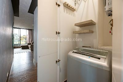 Apartamento de 1 alcoba en venta en Poblado San Lucas, Medellín, 64 m² · foto 11 de 14