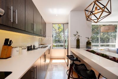 Apartamento en venta en El Poblado Provenza, Medellín · foto 4 de 14