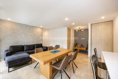 Apartamento en venta en Lalinde, Medellín · foto 3 de 14