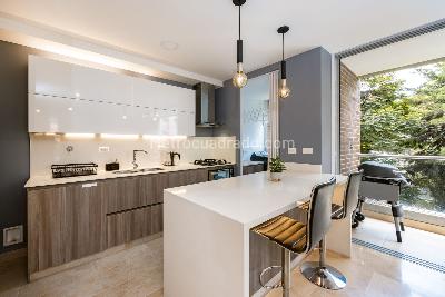 Apartamento en venta en Lalinde, Medellín · foto 5 de 14