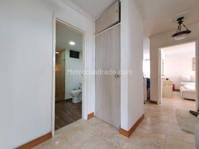 Apartamento en venta en La Candelaria, Medellín · foto 16 de 18
