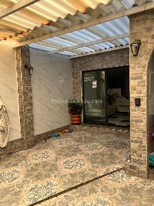 Casa de 5 alcobas en venta en Puente Aranda La Guaca, Bogotá, 166 m² · foto 15 de 20