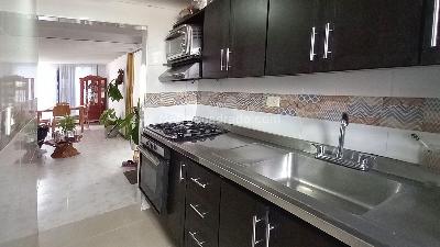 Apartamento en venta en Prados Del Norte, Cali · foto 4 de 12