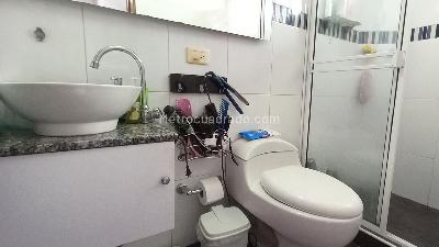 Apartamento en venta en Prados Del Norte, Cali · foto 9 de 12