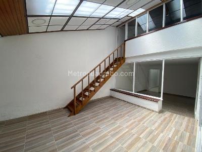 Casa de 5 alcobas en venta en Polo Club, Bogotá, 320 m² · foto 8 de 20