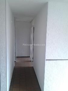 Apartamento de 3 alcobas en venta en Torres De Comfandi, Cali, 55 m² · foto 5 de 7