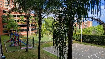 Apartamento de 3 alcobas en arriendo en Loma De Los Bernal, Medellín, 74 m² · foto 16 de 17