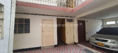 Casa de 5 alcobas en venta en La Estrada, Bogotá, 387 m² · foto 17 de 19