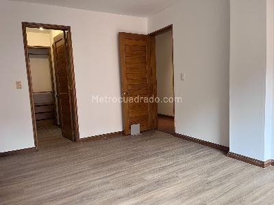 Apartamento en venta en La Carolina, Bogotá · foto 14 de 19