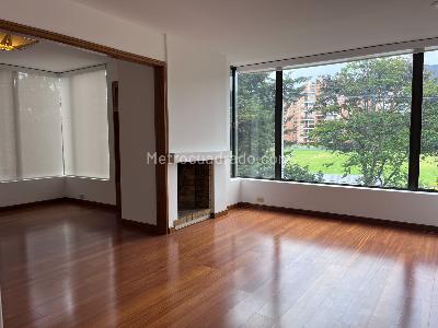 Apartamento en venta en La Carolina, Bogotá · foto 3 de 19