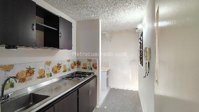 Apartamento en venta en Los Almendros, Bogotá · foto 5 de 14