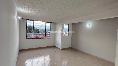 Apartamento en venta en Los Almendros, Bogotá · foto 2 de 14