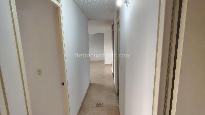 Apartamento en venta en Los Almendros, Bogotá · foto 9 de 14