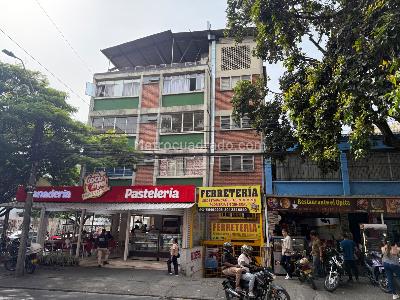 Apartamento en venta en Versalles, Cali · foto 3 de 13