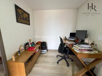 Apartamento de 3 alcobas en venta en La Igualdad, Bogotá, 73 m² · foto 9 de 20
