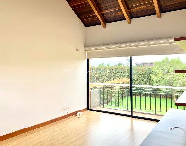 Casa de 3 alcobas en venta en Hacienda Fontanar Del Rio, Chía, 303 m² · foto 13 de 20