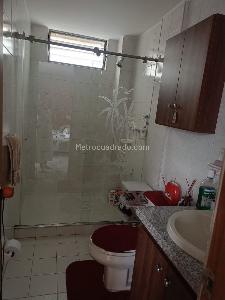 Apartamento de 3 alcobas en venta en Pueblo Nuevo, Ibagué, 96 m² · foto 10 de 12