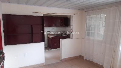 Casa de 5 alcobas en venta en Lago Country, Bogotá, 100 m² · foto 4 de 10