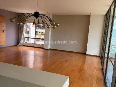 Apartamento de 4 alcobas en venta en El Poblado, Medellín, 234 m² · foto 5 de 18