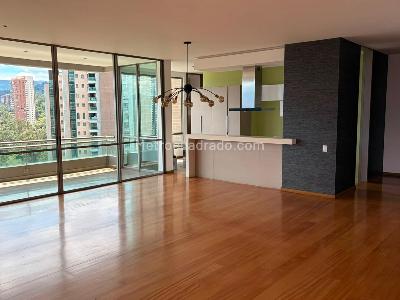 Apartamento de 4 alcobas en venta en El Poblado, Medellín, 234 m² · foto 12 de 18
