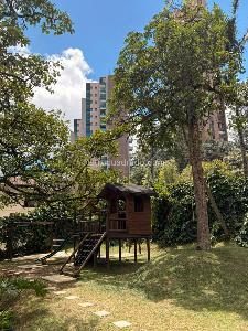Apartamento de 4 alcobas en venta en El Poblado, Medellín, 234 m² · foto 13 de 18