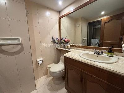Apartamento de 4 alcobas en venta en Multicentro, Bogotá, 162 m² · foto 10 de 14