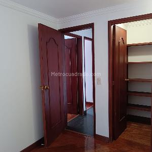 Apartamento en venta en Mirandela, Bogotá · foto 7 de 20