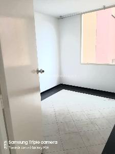 Apartamento de 3 alcobas en venta en Fontibon Centro, Bogotá, 53 m² · foto 5 de 8