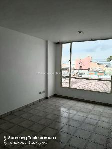 Apartamento de 3 alcobas en venta en Fontibon Centro, Bogotá, 53 m² · foto 2 de 8