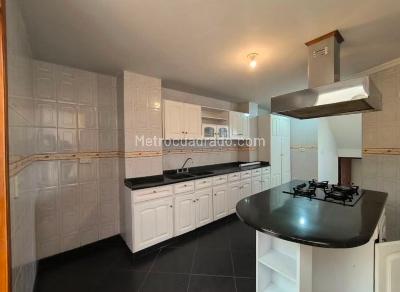 Casa de 4 alcobas en venta en La Virginia, Chía, 133 m² · foto 11 de 18